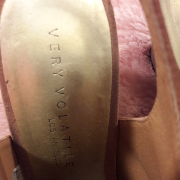 Platform Sandals - Picture 4 of 6